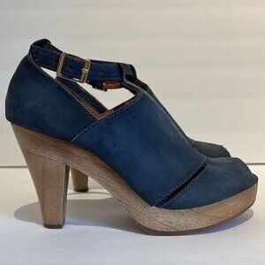 Bon Bonite Blue Leather Peep Toe Heeled Platform Sandals Size 39 US 9